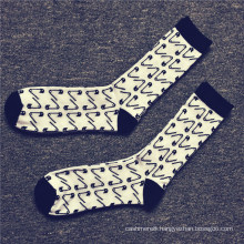 Men′s Cotton Happy Socks with Pin Pattern (MA032)
